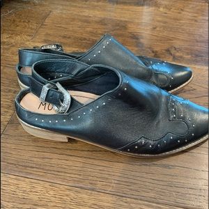 Musse and cloud size 8 shoes